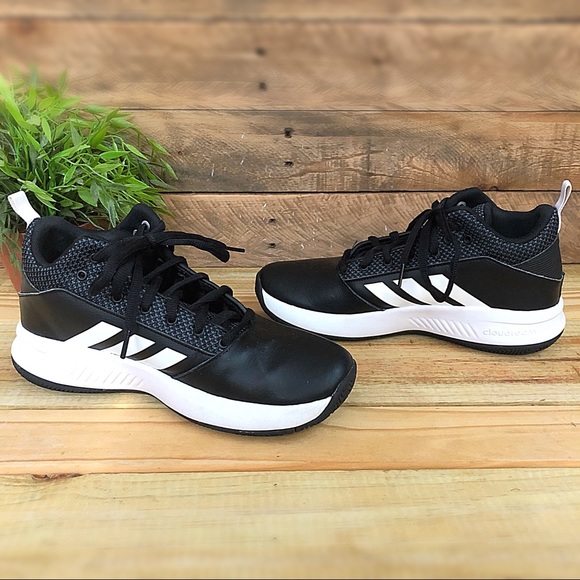 Adidas black and white mid basketball shoes - Picture 5 of 8